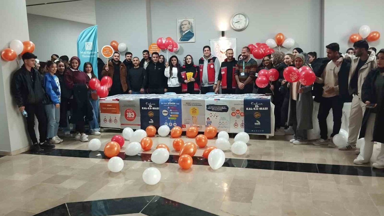 Malazgirt’te "25 Kasım" kapsamında farkındalık etkinliği düzenlendi
