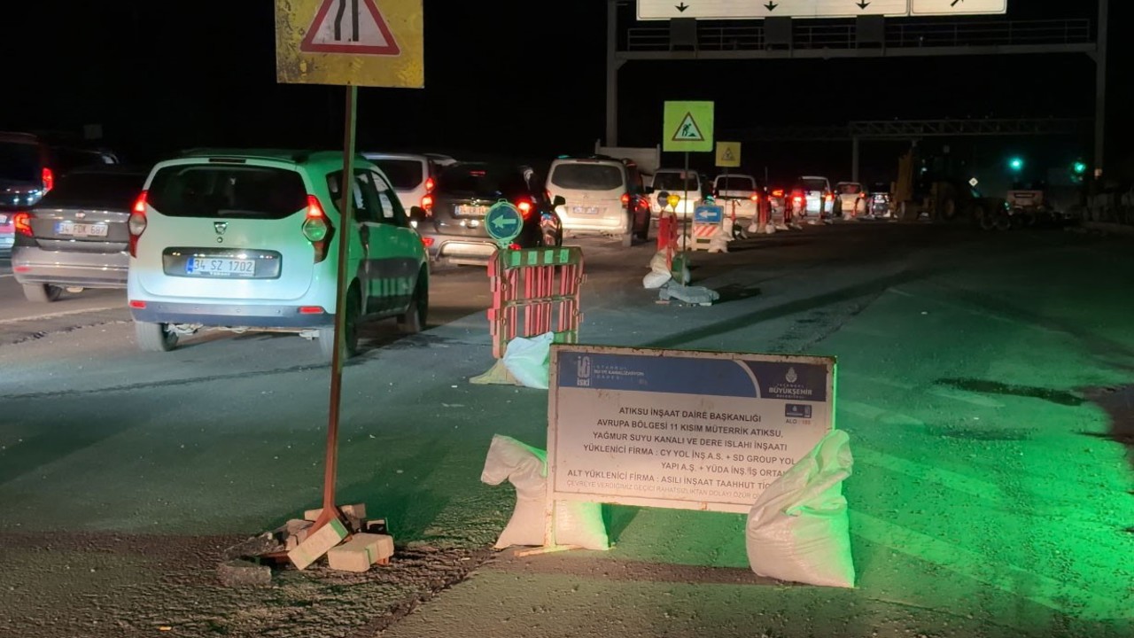Arnavutköy Çevre Yolu’nda İSKİ çalışması çileye dönüştü
