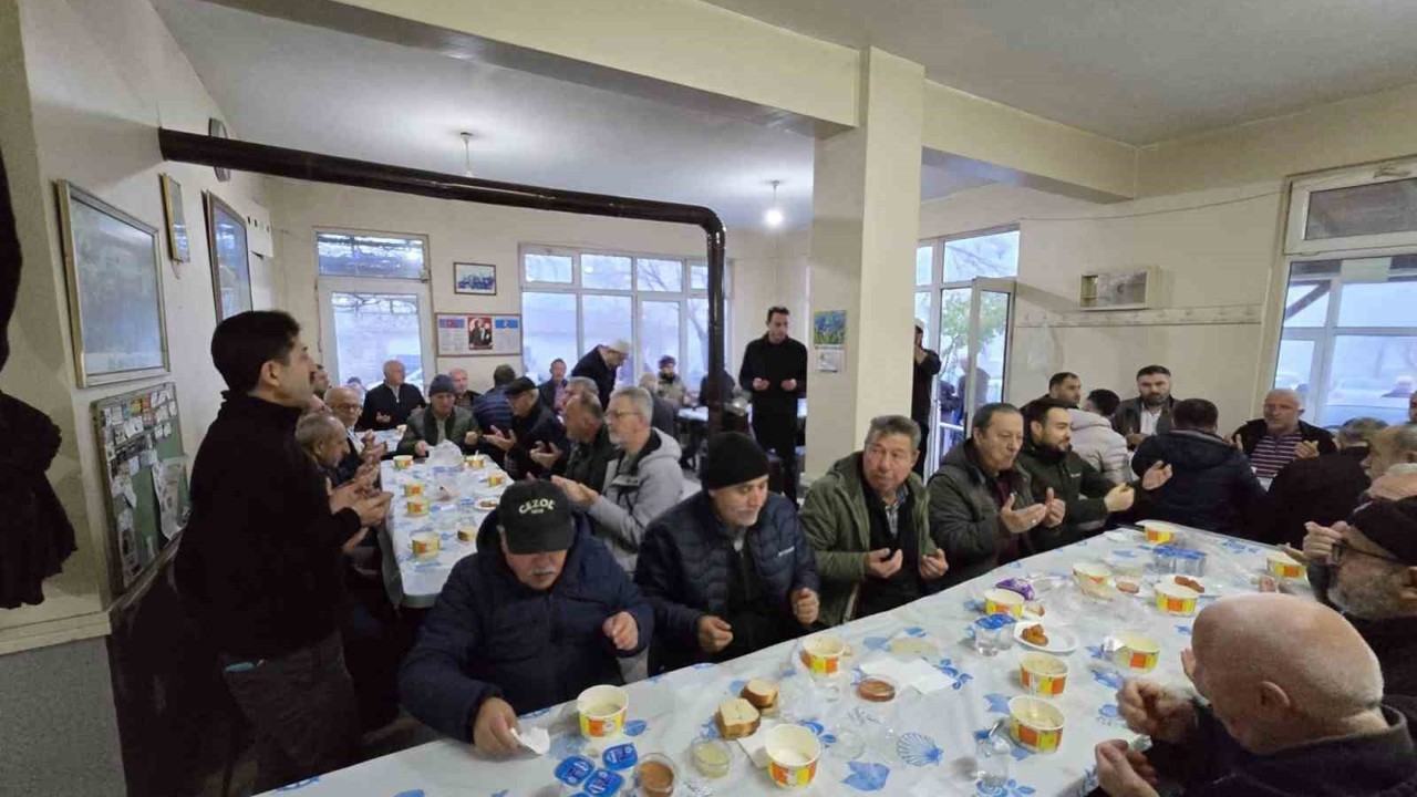 Pınarhisar Hacıfaklı Köyü Camii’nde sabah namazı buluşması
