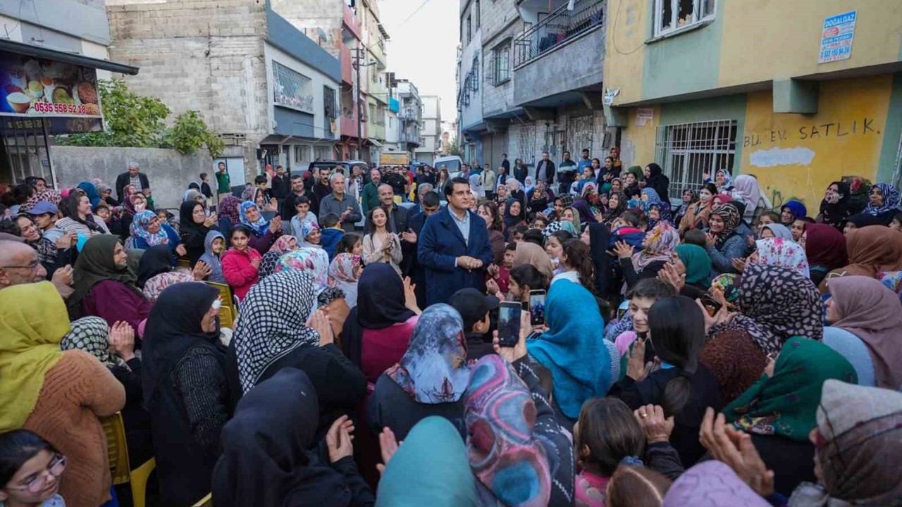Başkan Yılmaz’ın mahalle ziyareti mitinge dönüştü
