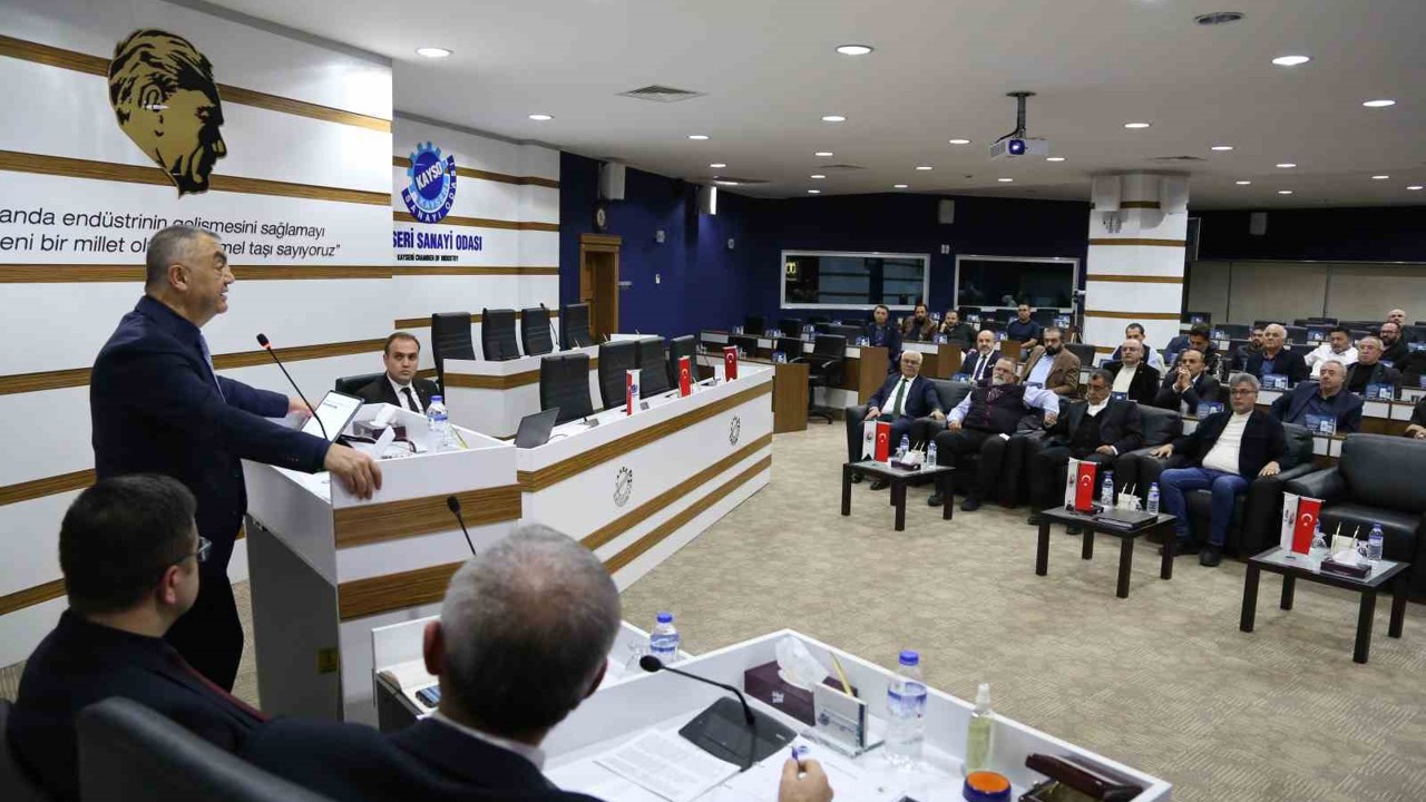 Başkan Büyüksimitci: "Çin’e karşı ülke olarak politika oluşturmalıyız"
