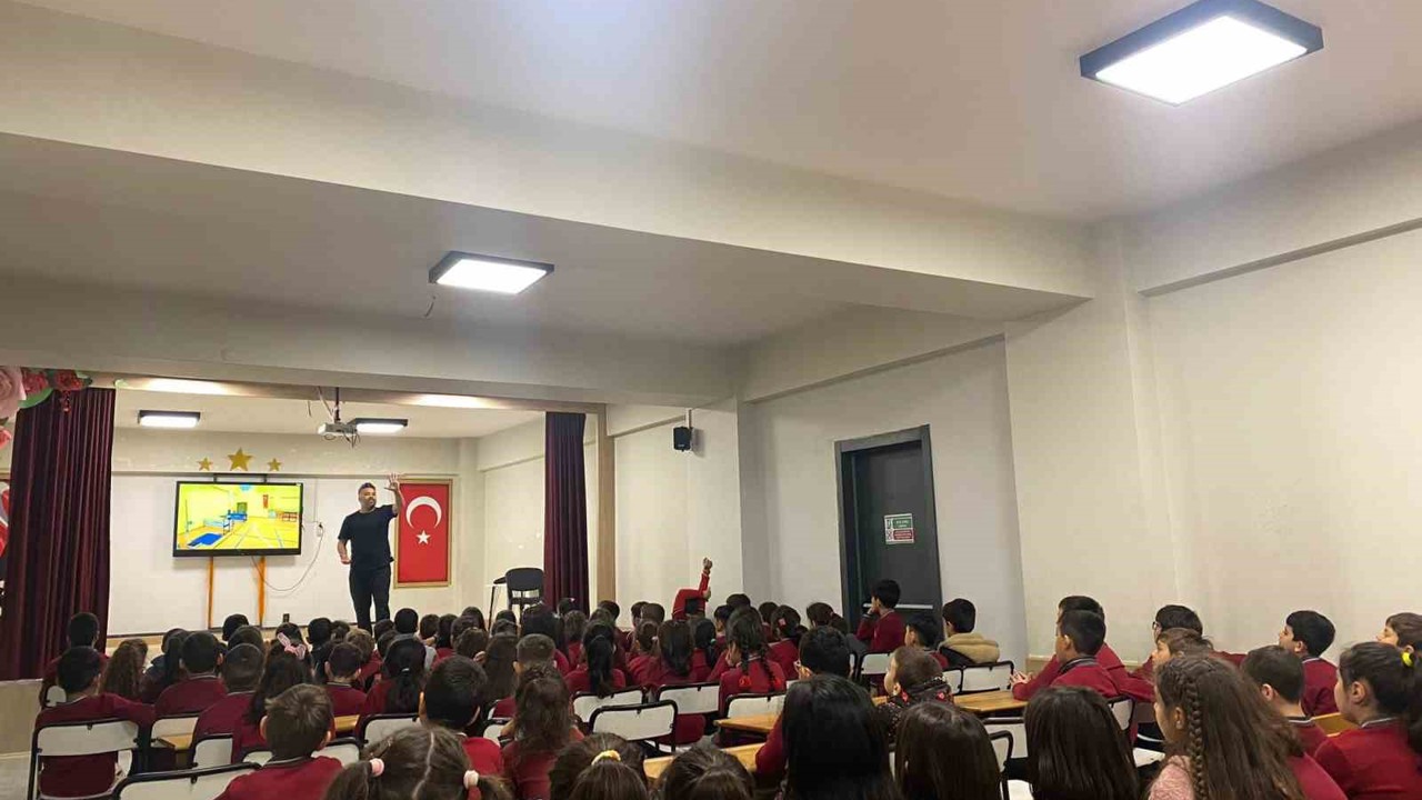 Yetenek taraması bilgilendirmeleri devam ediyor
