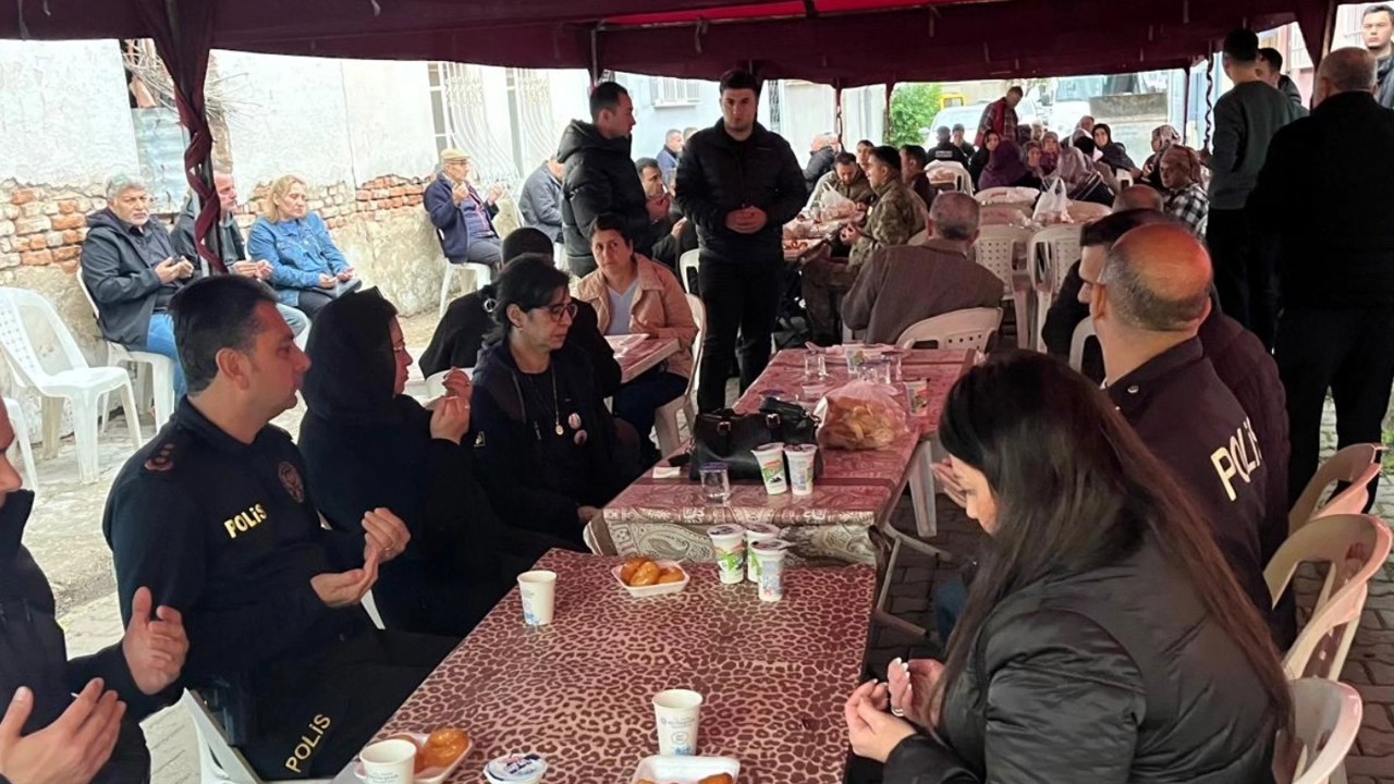 Germencikli şehit teğmen dualarla memleketinde anıldı
