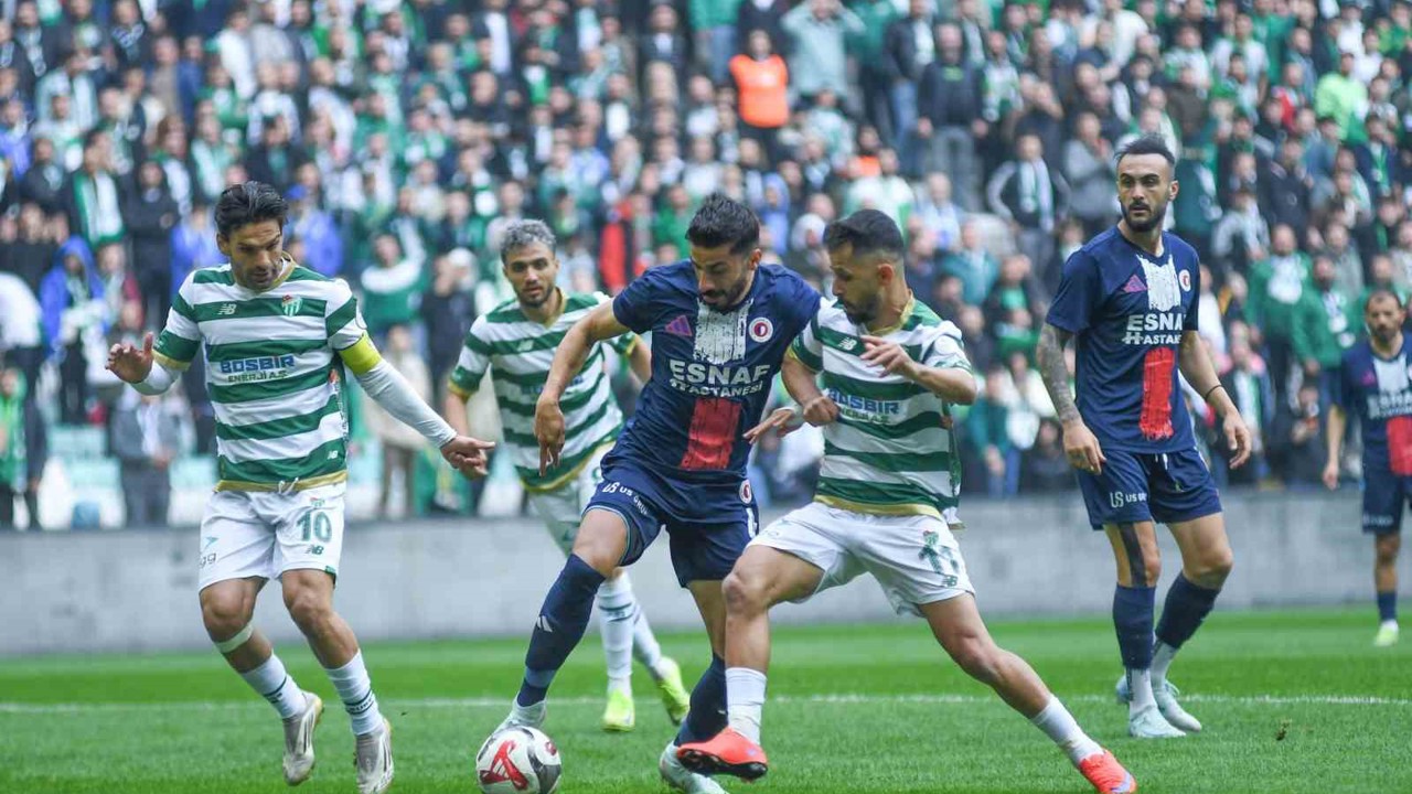 TFF 2. Lig: Bursaspor: 3 - Fethiyespor: 0
