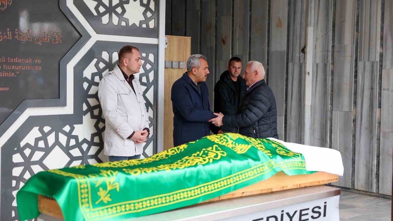 Devlet himayesinde yetişti, son yolculuğuna protokol uğurladı
