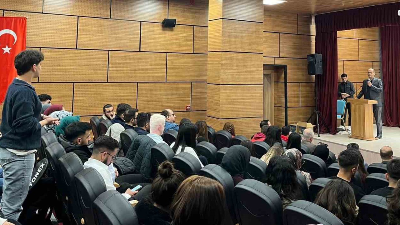 Bayburt’ta ÜNİDES sertifika teslim programı gerçekleştirildi
