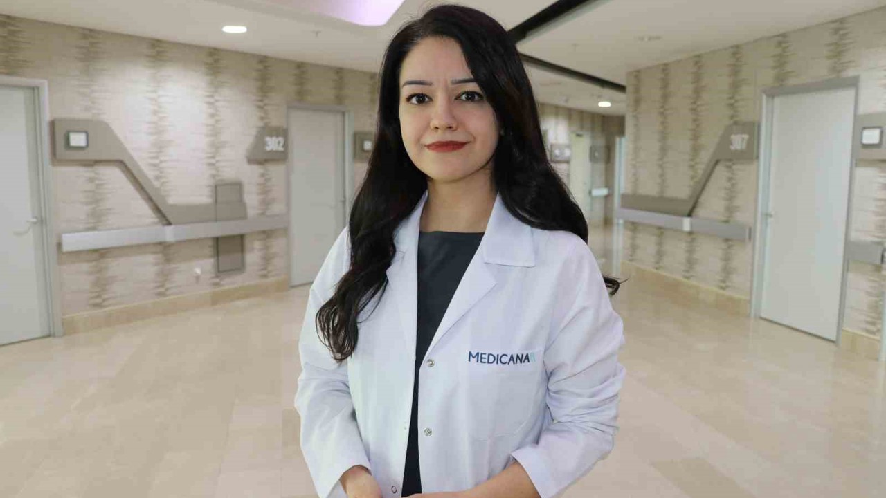 Enerji içecekleri ve fastfood tüketimi, çocuklarda karaciğer yağlanmasında artışa neden oluyor
