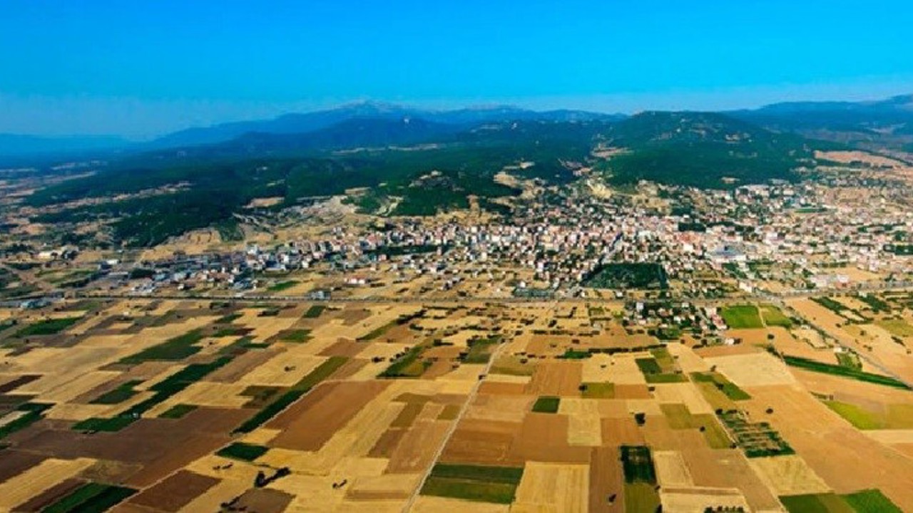 Atıl tarım arazilerinin listesini vermeyen muhtar görevden uzaklaştırıldı
