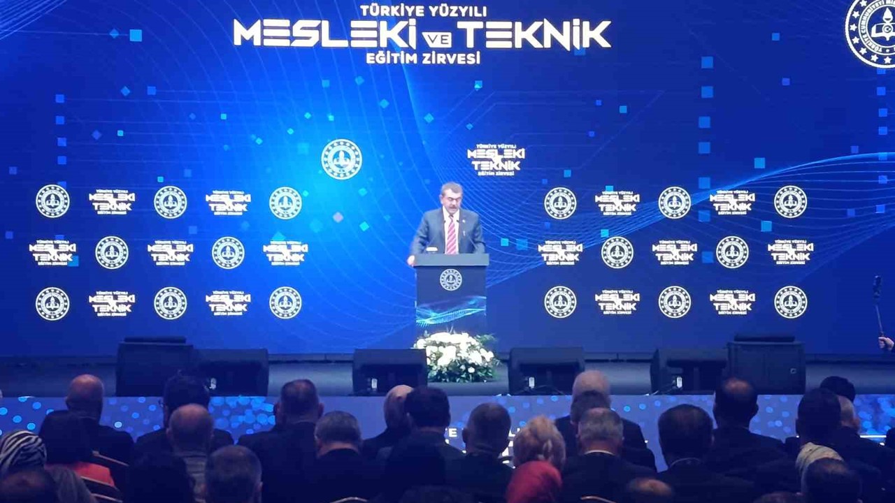 Bakan Tekin: "Meslek 5.0 bir zihniyet değişimini temsil etmektedir"
