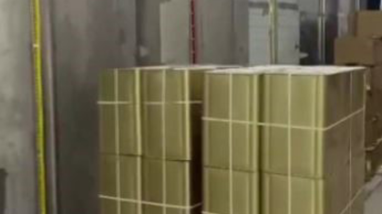 Denizli’de binlerce litre kaçak yağ ele geçirildi
