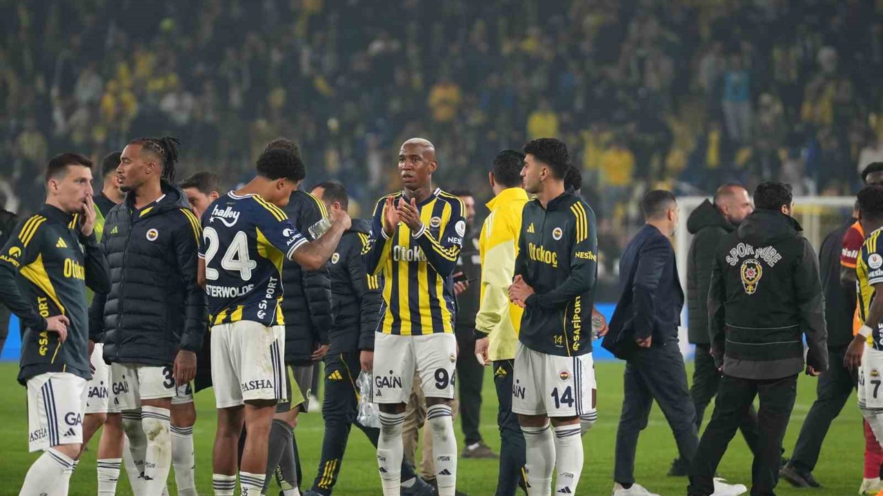 Fenerbahçe’nin galibiyet serisi derbide sona erdi
