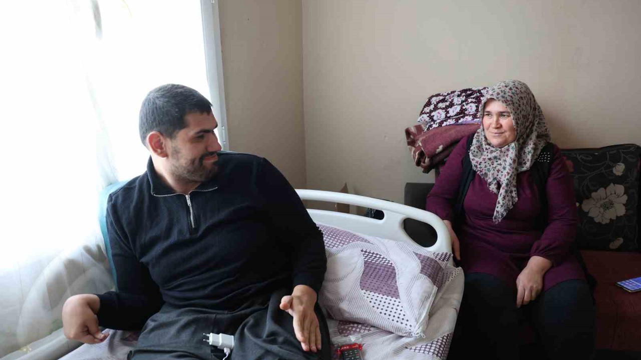 Boynuna batan tel engelli bıraktı, 24 yıldır mutluluk hayalleri kuruyor
