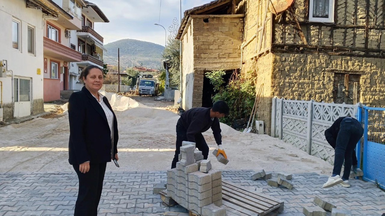 Bayırköy’de caddeler yenileniyor
