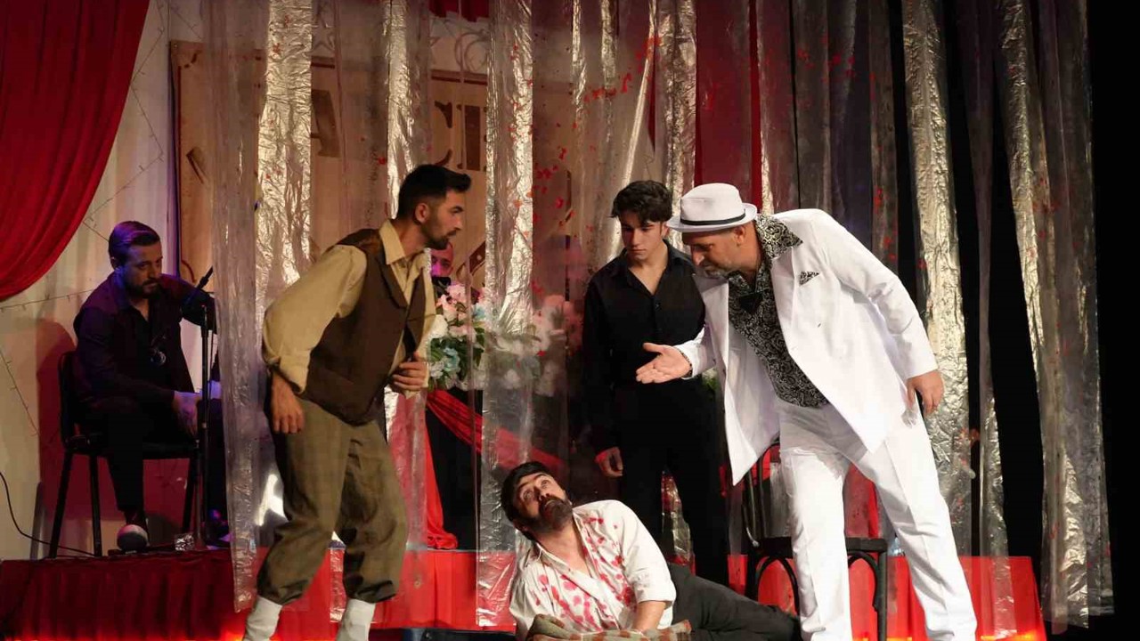 "Hançer Havası"na yoğun ilgi
