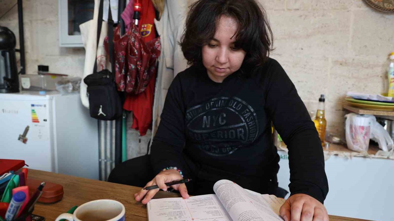 Küçük dükkanda büyük azim
