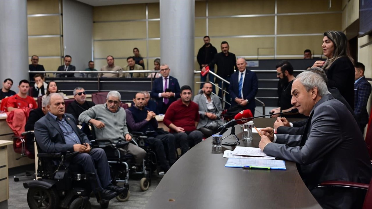 Kepez Belediyesi "Bizi bizden dinleyin" projesiyle engelli bireylerin sesi oldu
