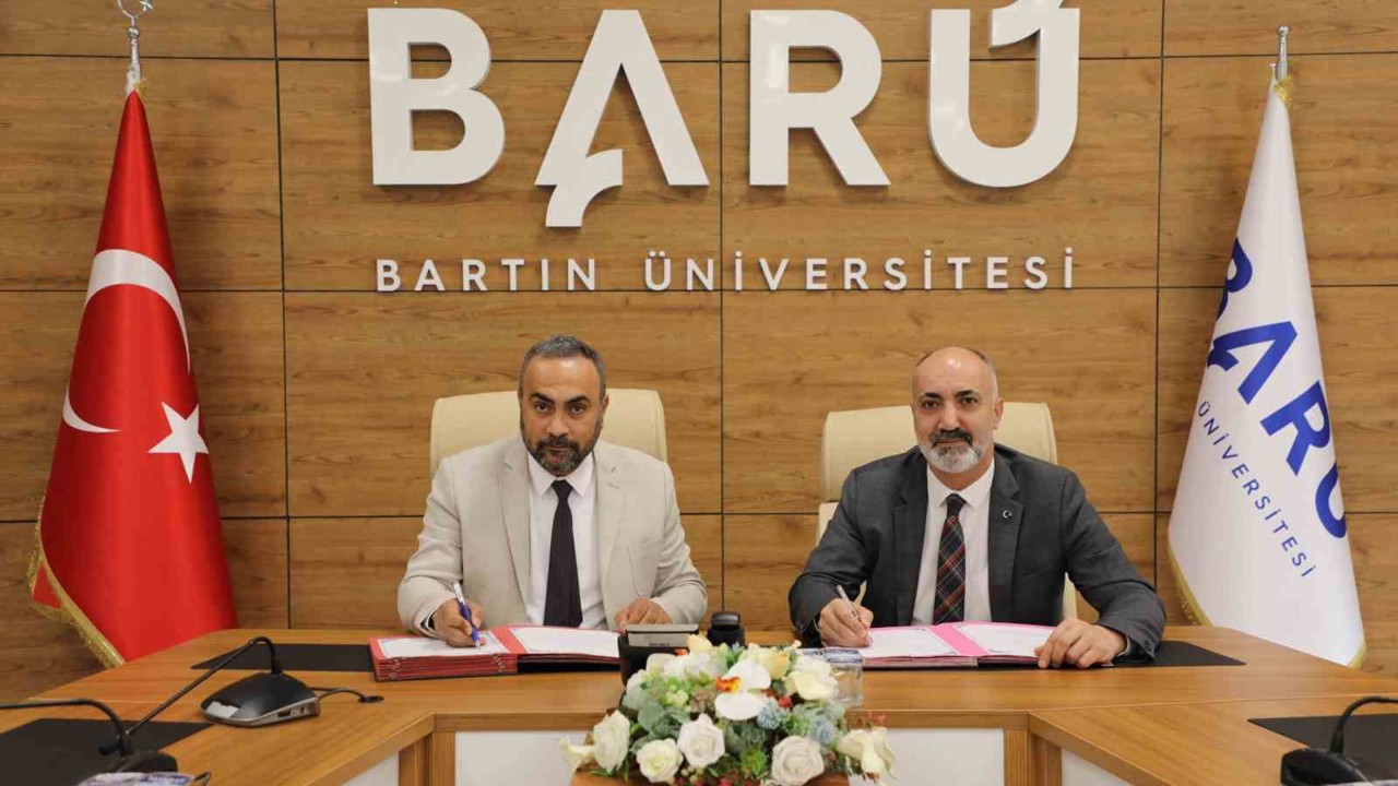 BARÜ, "Engelsiz Üniversite" protokolü imzalandı
