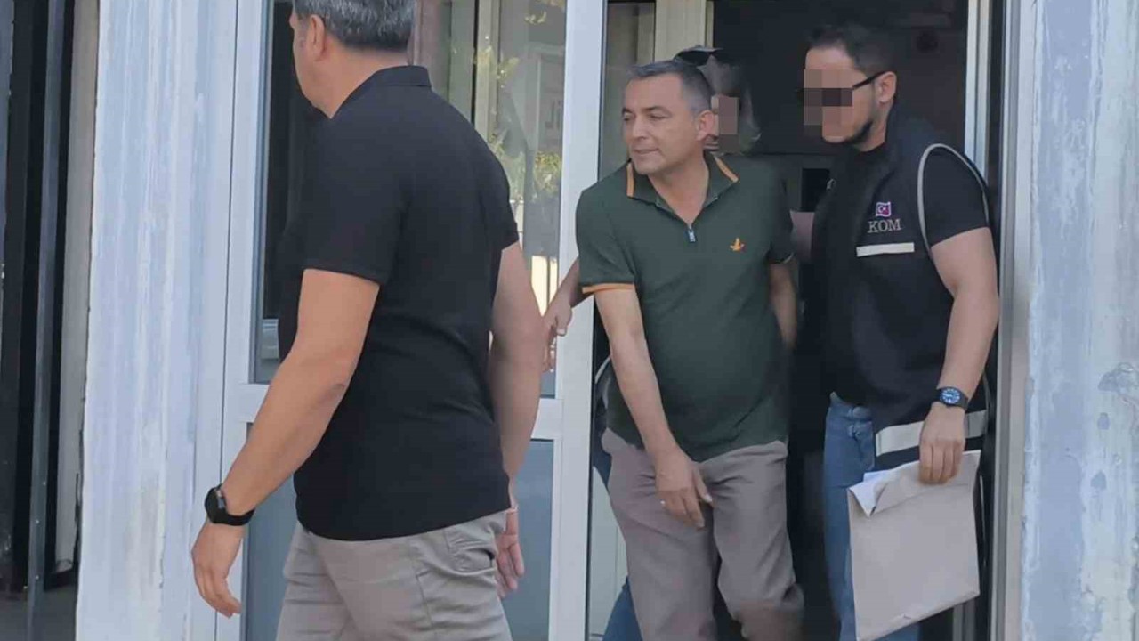 Niyazi Nefi Kara: "Külçe altınları televizyonda gördüm"
