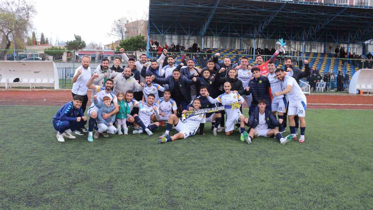 Söğütspor kendi evinde kazanarak rahat bir nefes aldı
