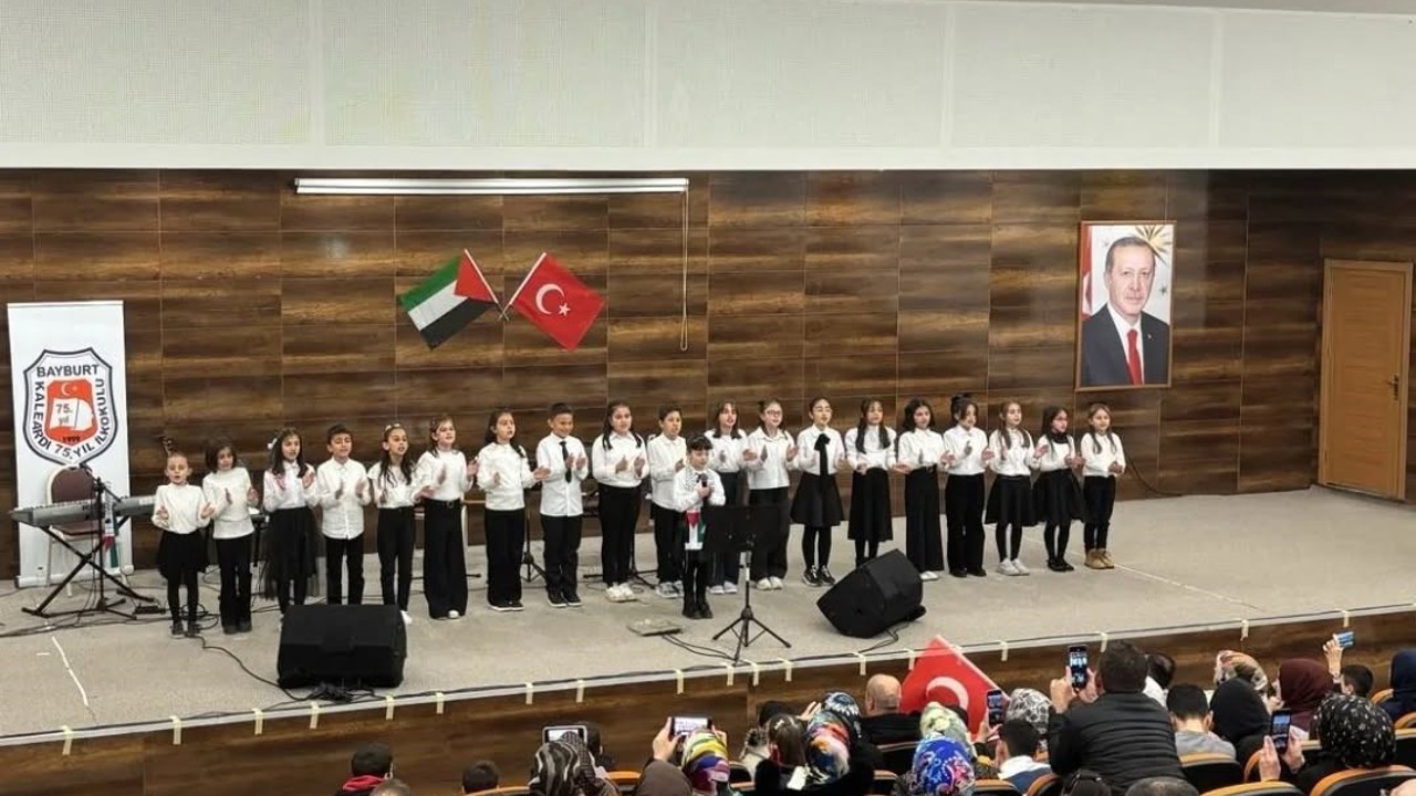 Bayburt’ta Filistin’e destek için dayanışma konseri düzenlendi
