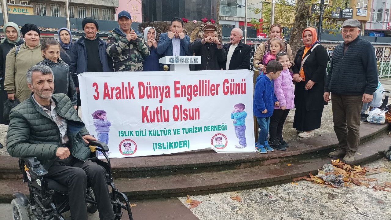 3 Aralık Dünya Engelliler Günü mesajlarını ıslık diliyle verdiler
