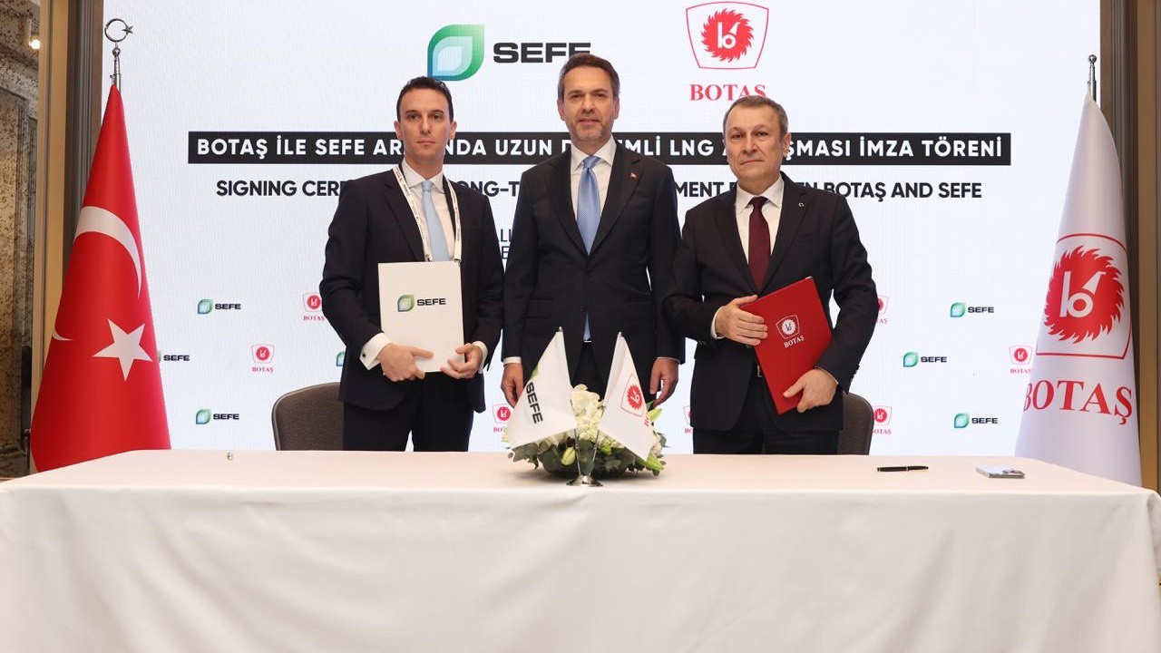 Bakan Bayraktar’dan Avrupa’ya LNG çağrısı: "Bizim depolama tesislerimizde saklayabilirsiniz"
