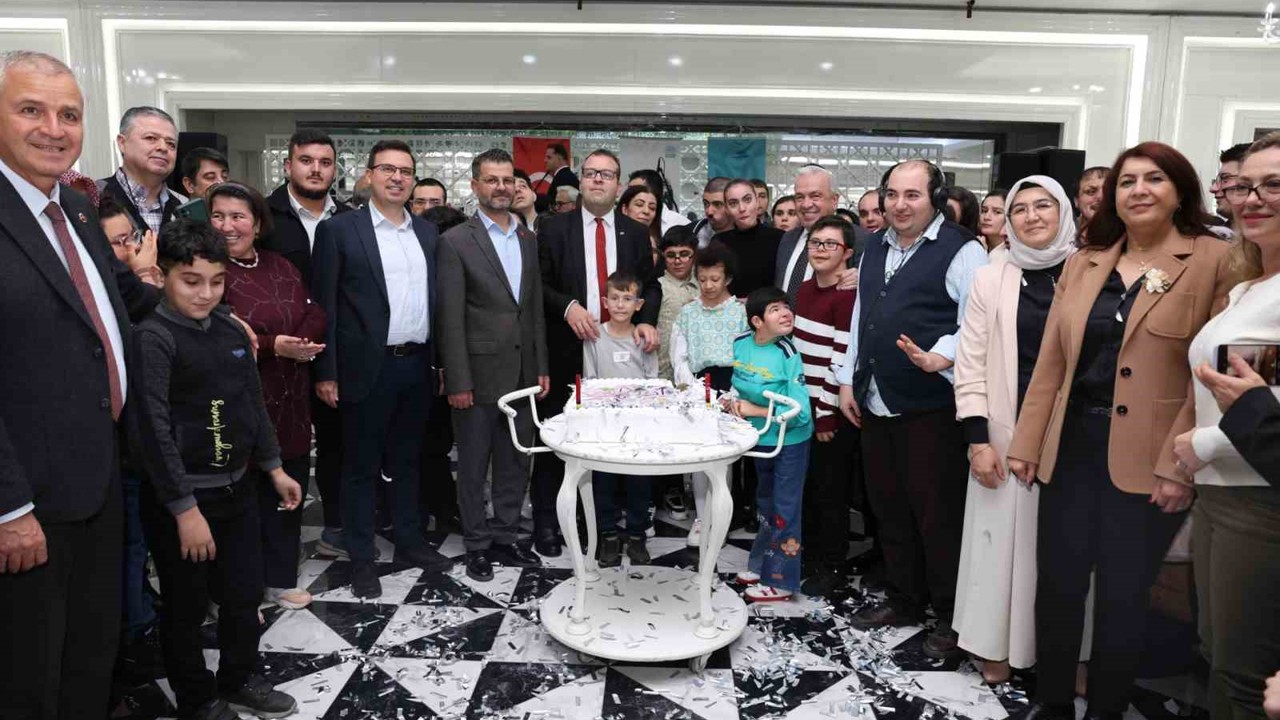 Bizim Ev’in 14’üncü yıl dönümü coşkuyla kutlandı
