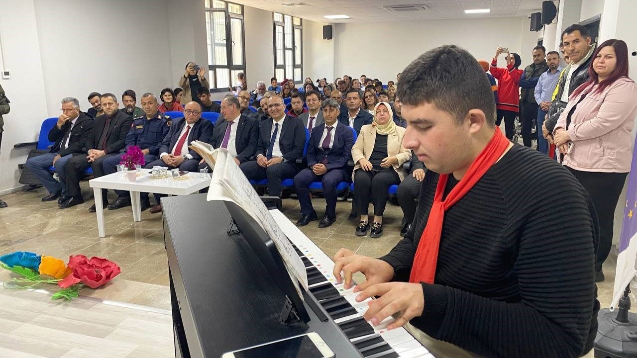 Özel bireylerin etkinliği renkli anlara sahne oldu
