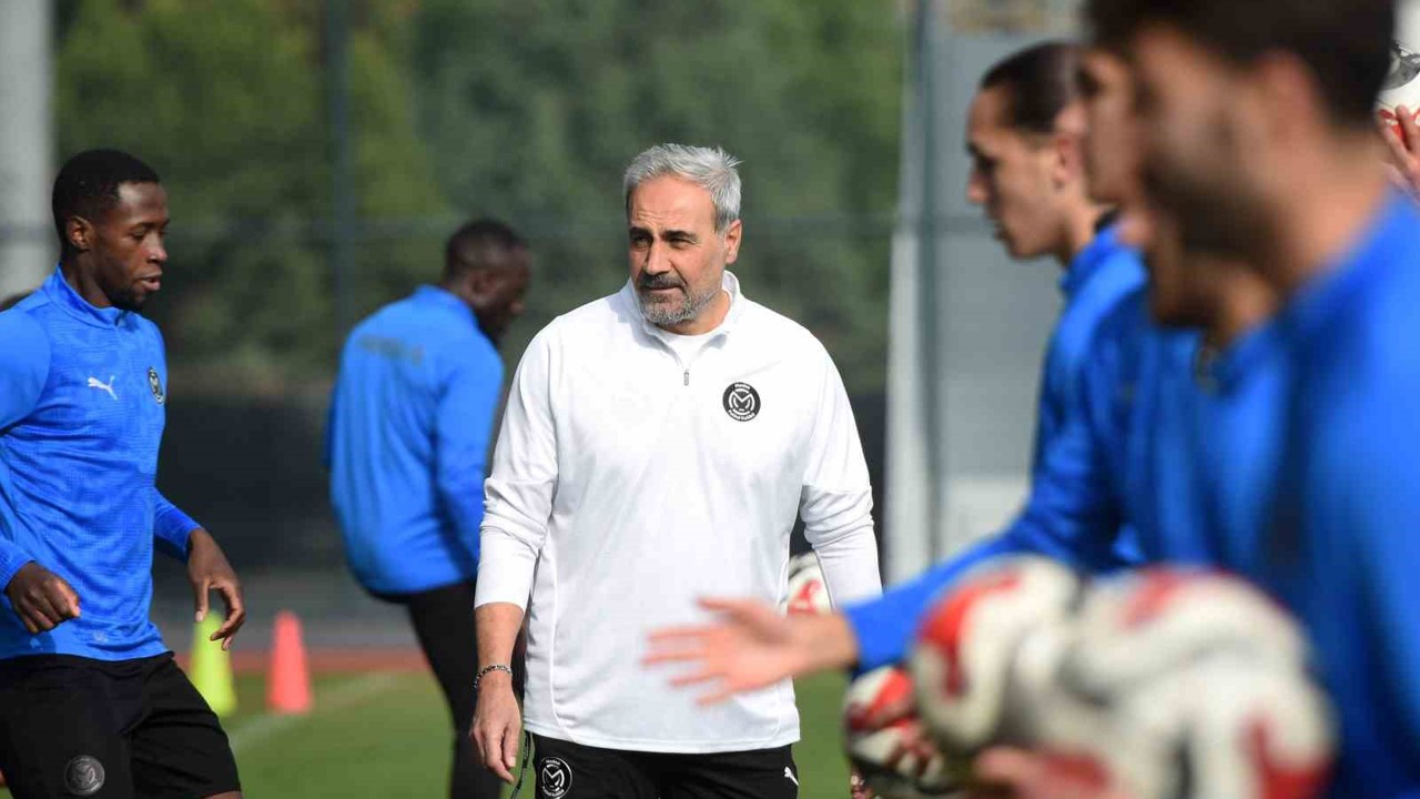 Manisa FK, Vanspor FK hazırlıklarını sürdürdü
