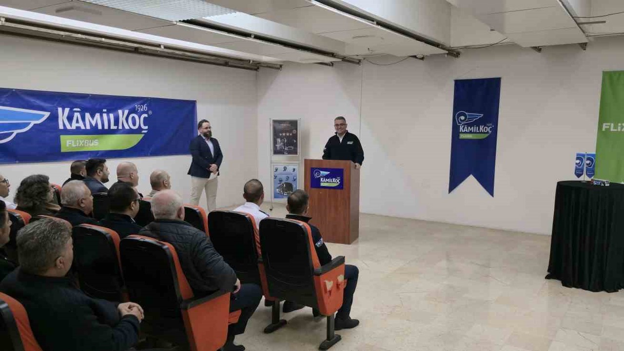 Kâmil Koç, Dünya Şoförler Günü’nü Ankara’da kaptanlarıyla kutladı
