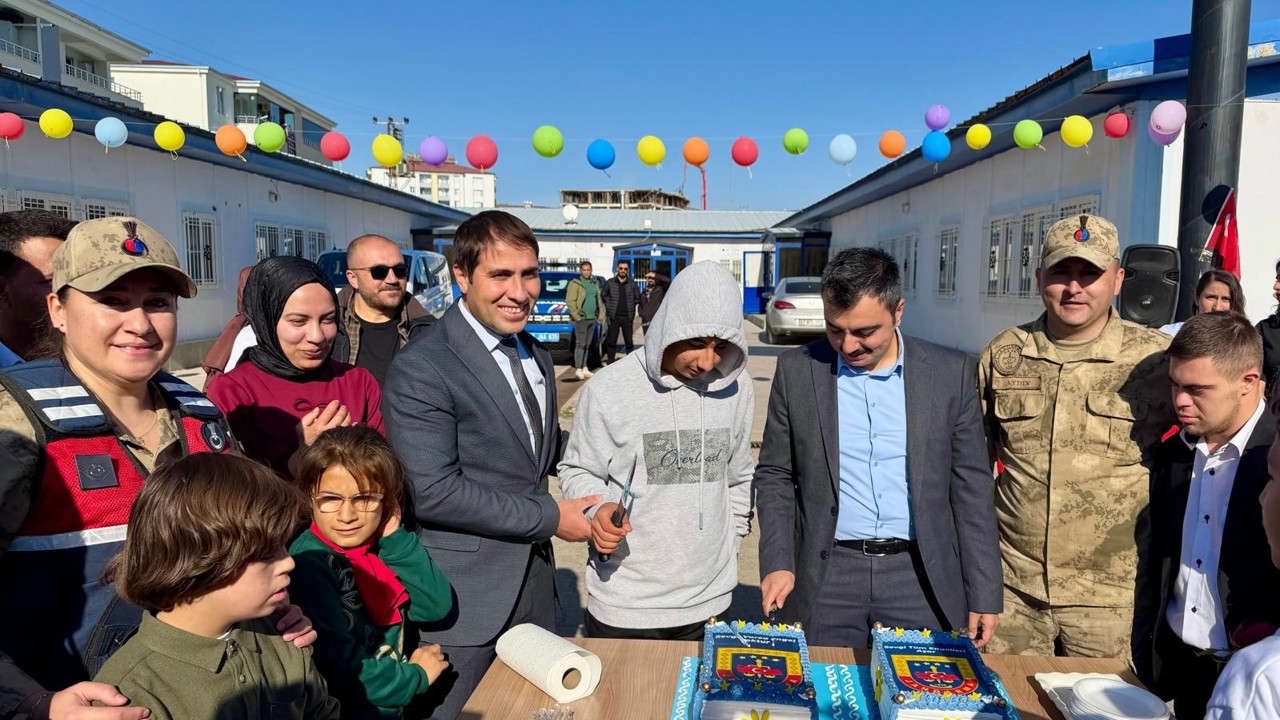 Dicle’de jandarmadan 3 Aralık Dünya Engelliler Günü etkinliği
