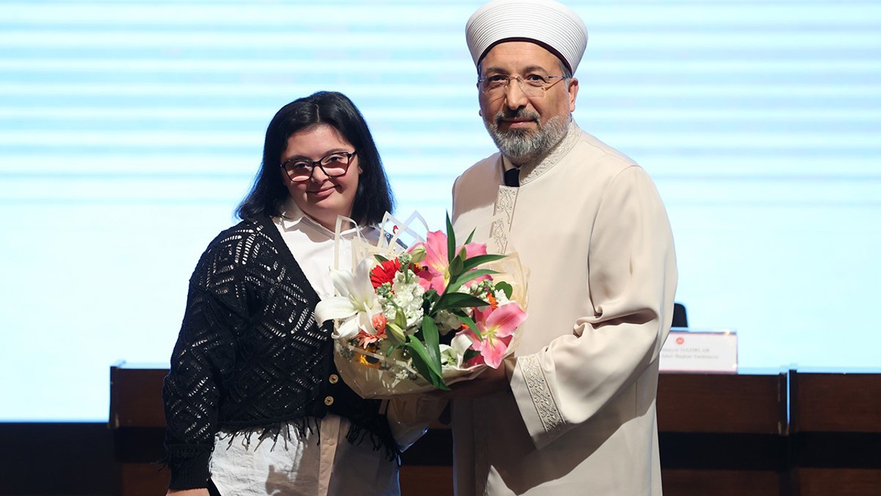 Diyanet İşleri Başkanı Arpaguş: "Bizlere düşen, karşılaştıkları zorlukları aşabilmeleri için engelli kardeşlerimize destek olmaktır"
