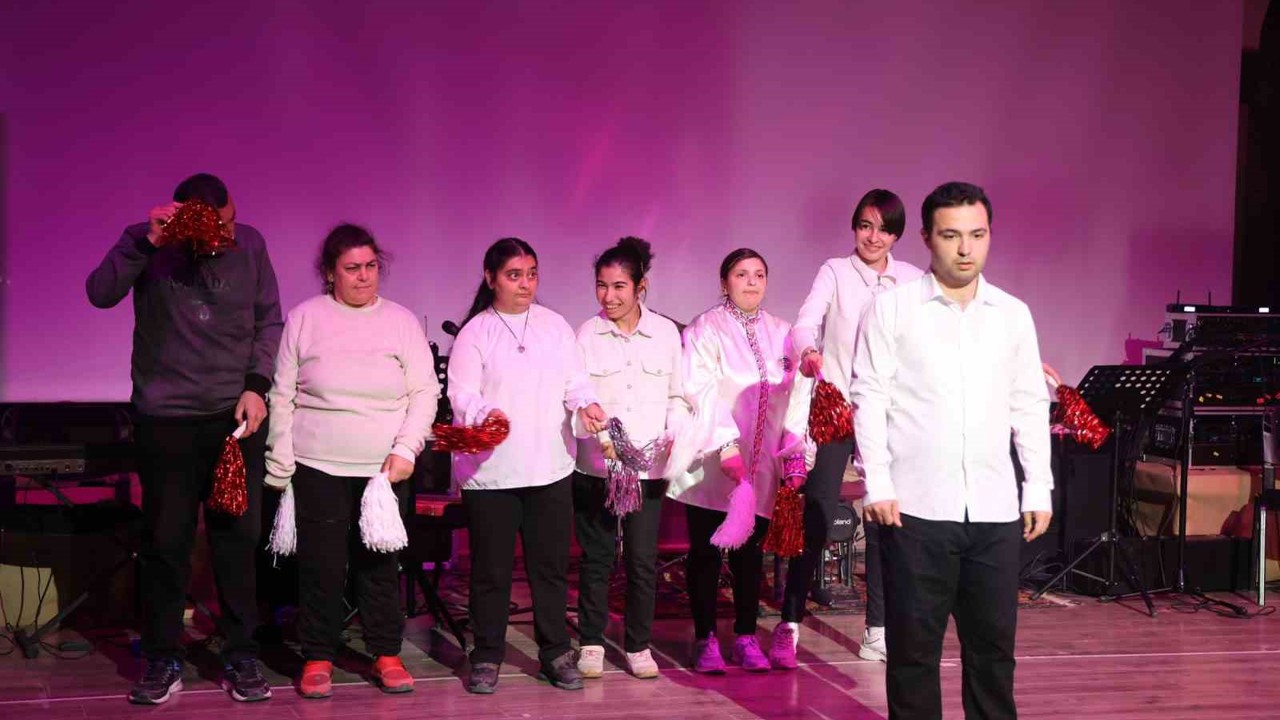 Nevşehir’de "3 Aralık Dünya Engelliler Günü" programına büyük ilgi gördü
