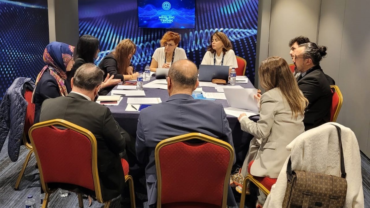 MCBÜ’den Mesleki Eğitim Zirvesi’ne önemli katkı
