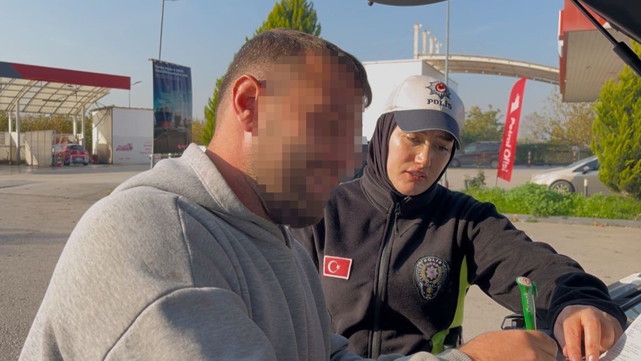 Kendi hatasının faturasını polise kesmeye çalıştı "Biz zaten abone olduk, ayda 10 defa ceza ödüyoruz"
