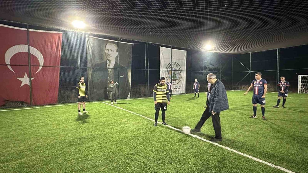 Beyağaç Belediyesi 2025 Halı Saha Turnuvası büyük bir heyecanla başladı
