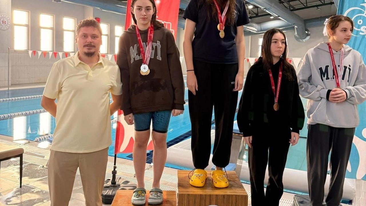 Şampiyonluğa kulaç attılar
