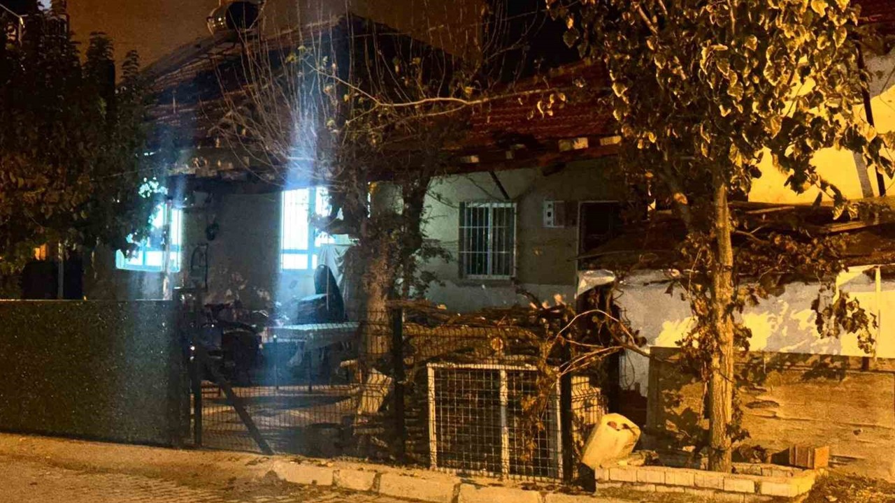 Tüfekle oynarken kız arkadaşının ölümüne sebep olan liseli çocuk tutuklandı
