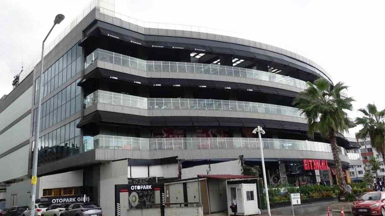 Ruhsatı iptal edilen CityMall AVM’de mühürleme krizi: Mahkeme son dakika durdurdu
