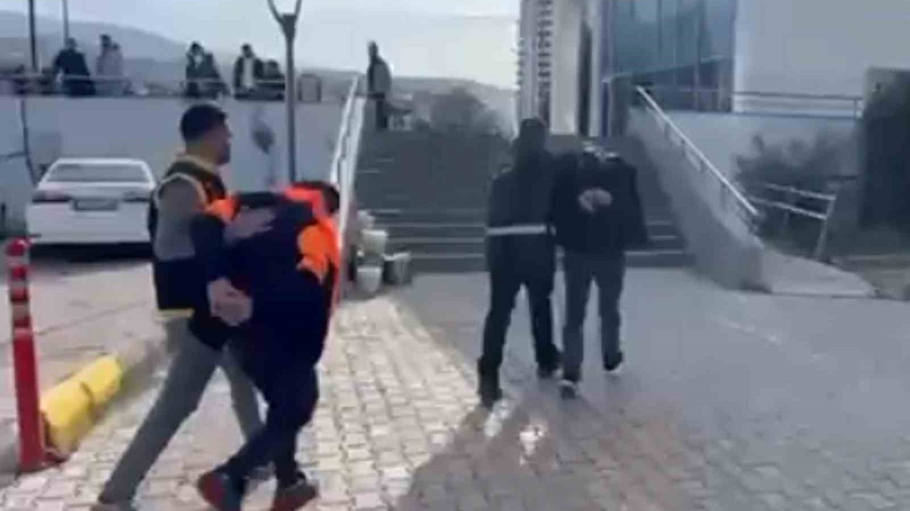 İskenderun’da uyuşturucu madde satıcıları tutuklandı
