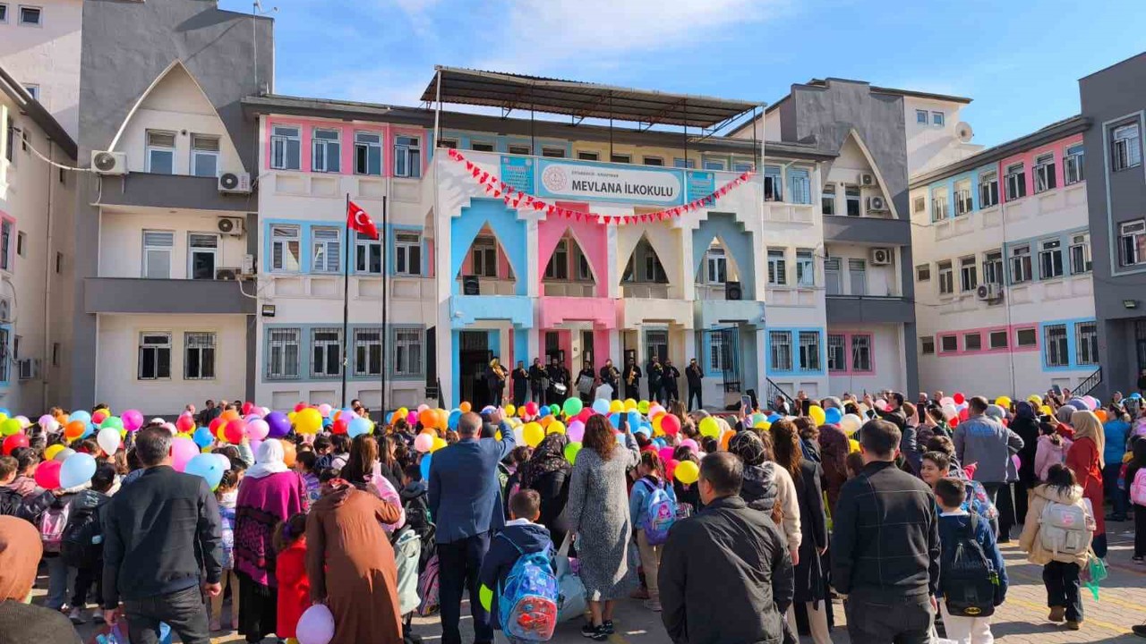 İlkokul öğrencileri bando takımı ile eğlendi
