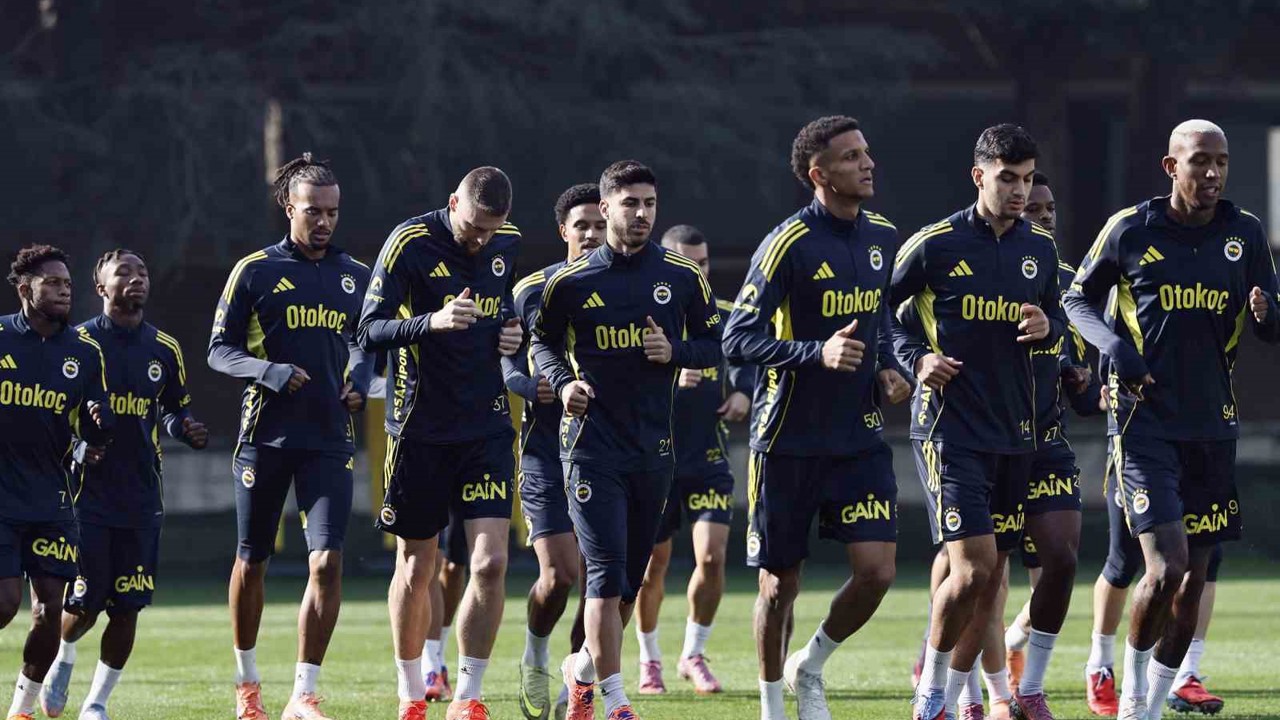 Fenerbahçe, RAMS Başakşehir maçının hazırlıklarına başladı
