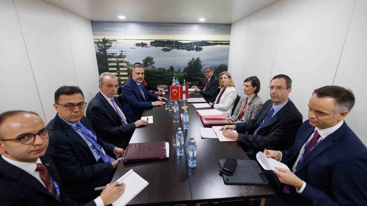 Bakan Fidan, Avusturyalı mevkidaşı Meinl-Reisinger ile görüştü
