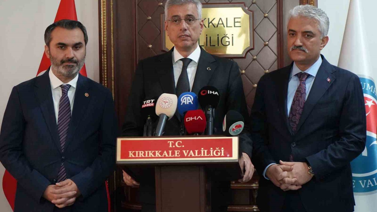 Bakan Memişoğlu: "Savunma sanayisi gibi sağlık sanayisini de güçlendiriyoruz"
