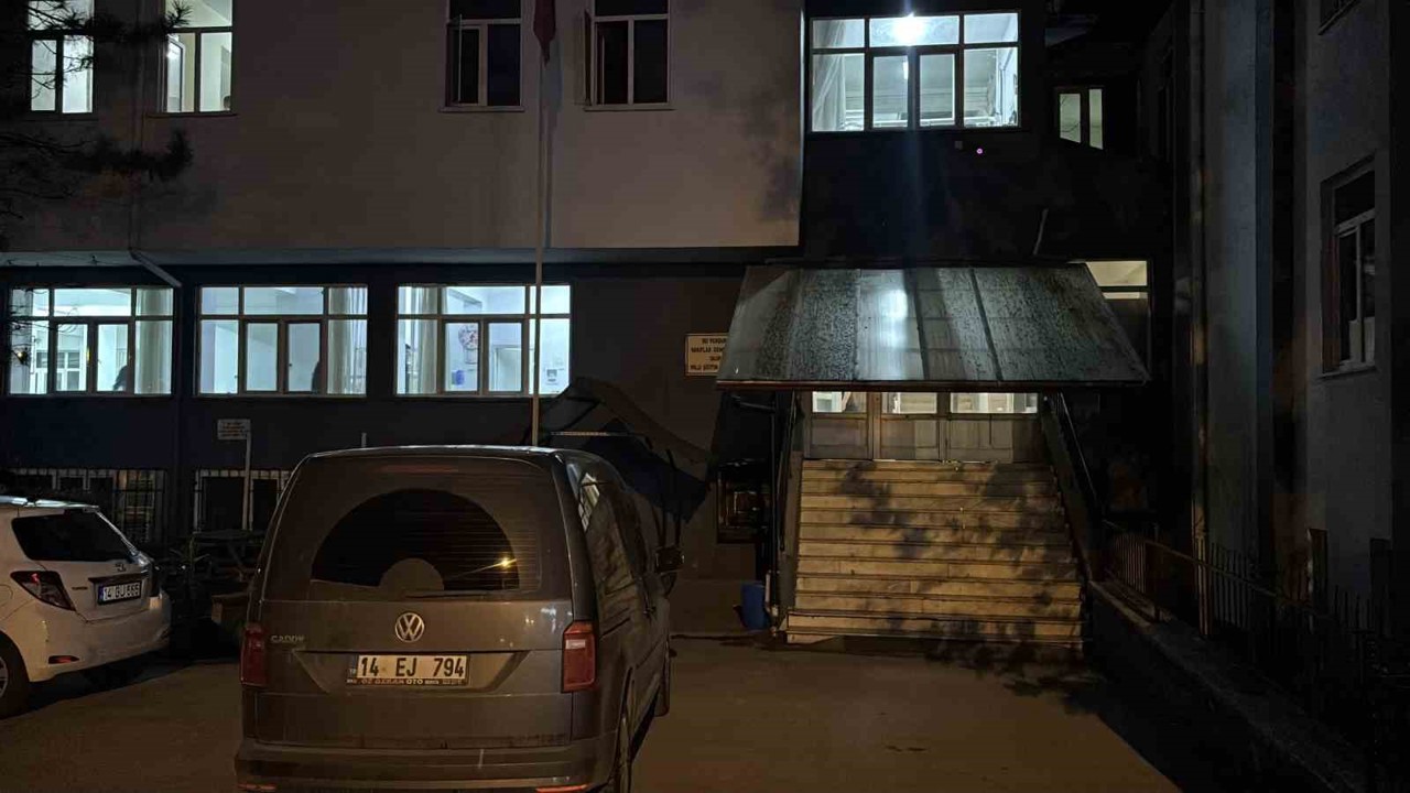 Bolu’da lise öğrencisi tartıştığı çocuk tarafından bıçaklandı
