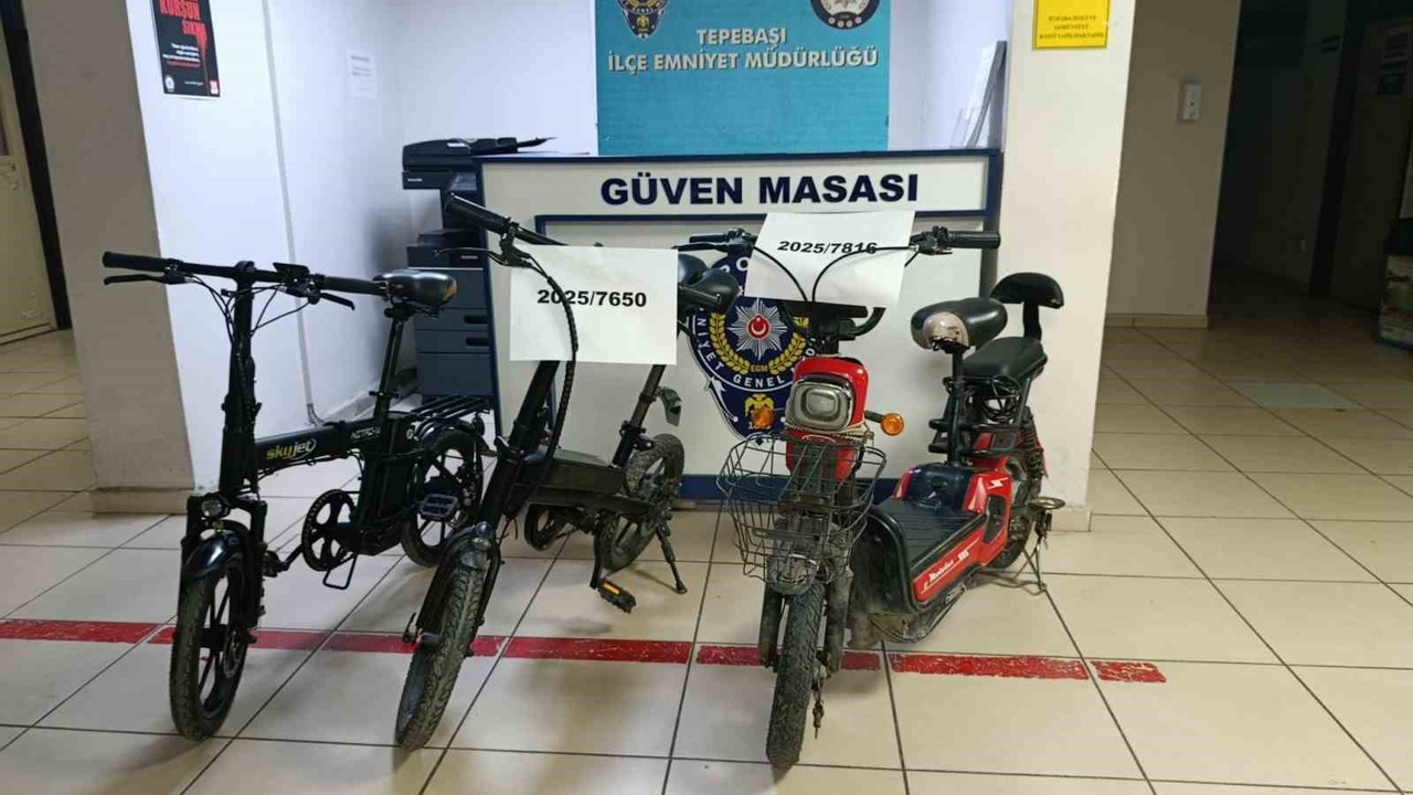 Çalınan bisikletler polis tarafından bulundu
