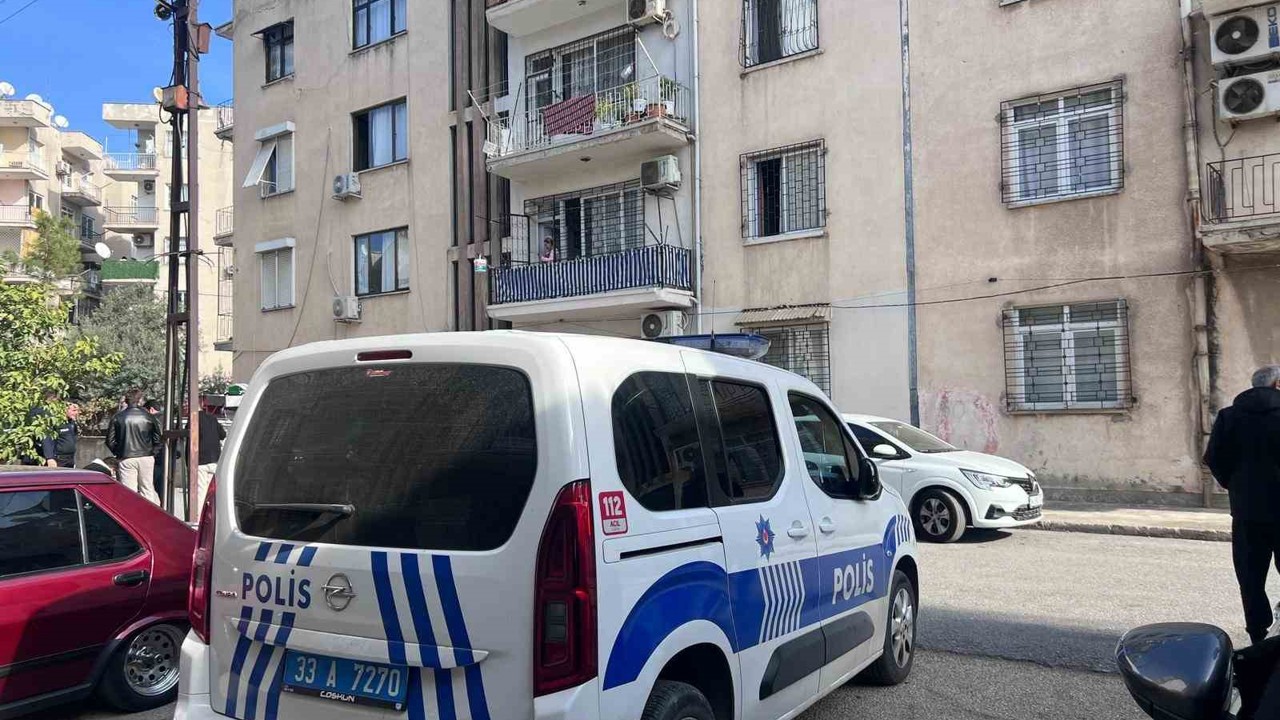Mersin’de 3 kişiyi katleden şüpheli tutuklandı
