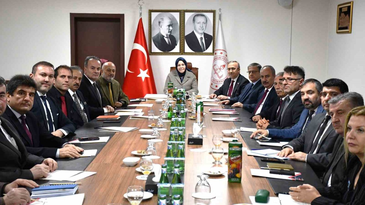 MEB Bakan Yardımcısı Ökten, Eskişehir’de değerlendirme toplantısı yaptı
