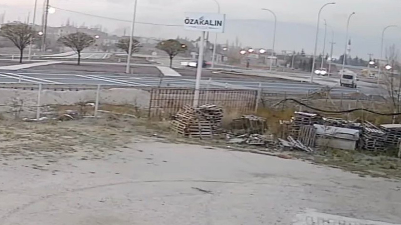 18 kişinin yaralandığı kaza güvenlik kamerasında
