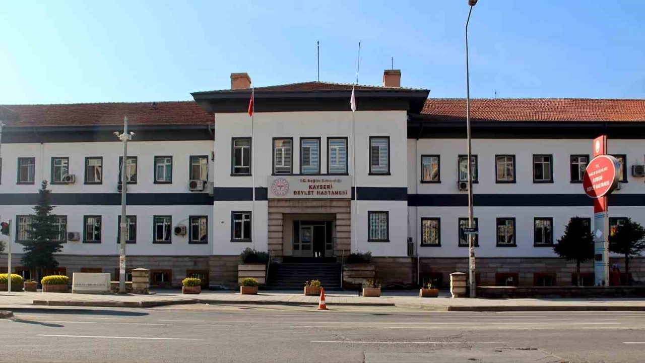 Kayseri Devlet Hastanesi ’8. Kayseri Acil Tıp Eğitim Günleri’ne ev sahipliği yapıyor
